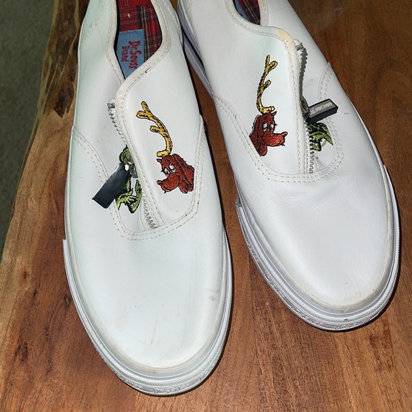 RARE Dr Seuss Shoes - Picture 2 of 7